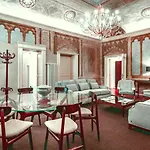 Magnifique Apartment 4 Bedrooms Musee Grevin