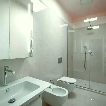 Magnifique 4 Bedrooms Musee Grevin Appartamento Parigi