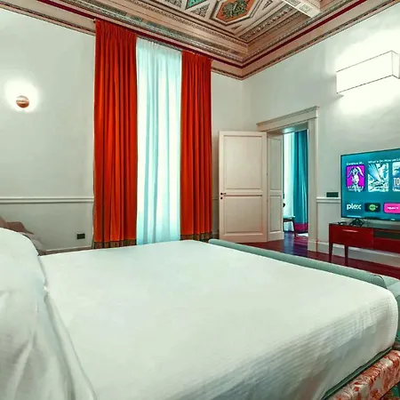 Magnifique 4 Bedrooms Musee Grevin Parigi