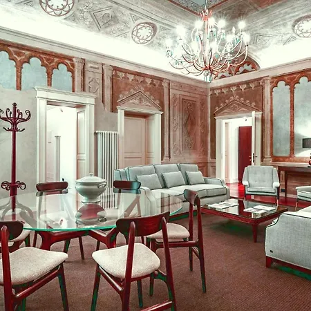 Appartamento Magnifique 4 Bedrooms Musee Grevin