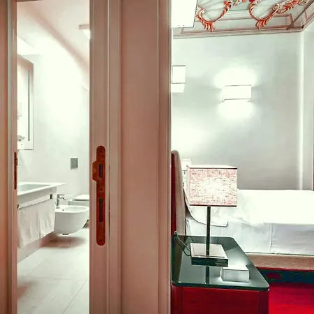 Magnifique 4 Bedrooms Musee Grevin * Parigi